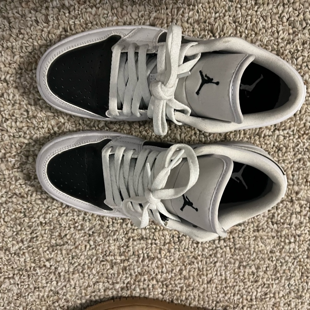 Black and white air Jordan’s women shoes